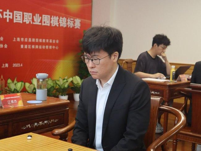 欧美激情在线一区二区三区