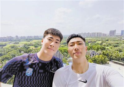 男女男精品网站