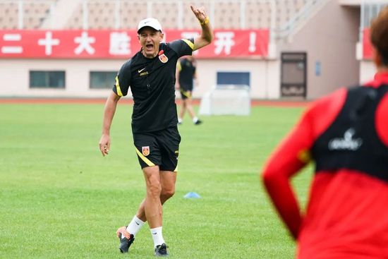 国产在播放一区
